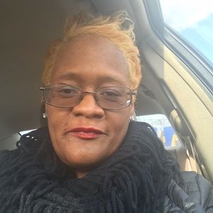 Meet your Posher, Cheneana